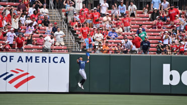 Julio Rodríguez's great leaping catch