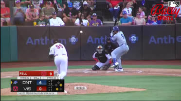 Joendry Vargas doubles (17) on a sharp line drive to right fielder Abdias De La Cruz. Mairoshendrick Martinus scores.