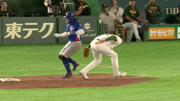Yu Chang is safe at first after review