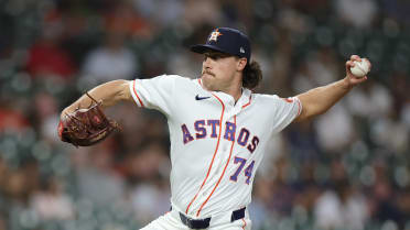 Bryan King escapes jam in the 8th