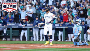 Field View: Julio Rodríguez's two-run home run
