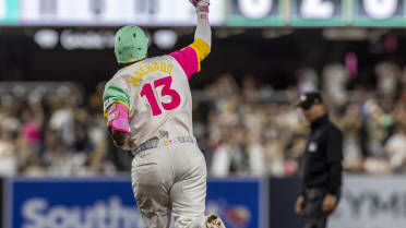 Manny Machado's solo home run (12)