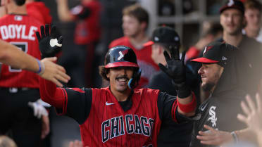Miguel Vargas' 30th home run of the season