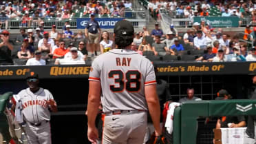 Robbie Ray poncha a ocho