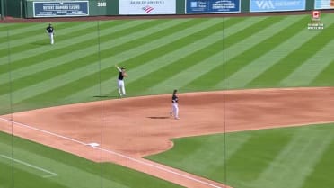 Colson Montgomery's nice play 