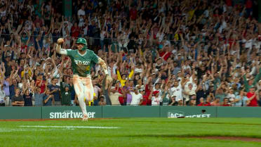 Story's walk-off, clutch defense lead Red Sox Top 5