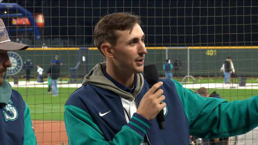 George Kirby talks Cal Raleigh, mound mentality 