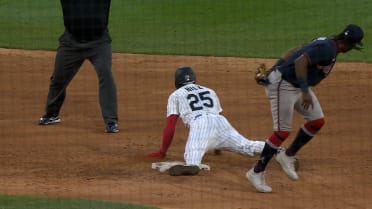 Derek Hill steals second base in top of 4th