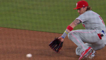 Bryson Stott's smooth sliding play