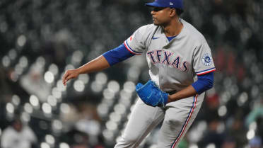 Kumar Rocker abanica a TJ Rumfield 