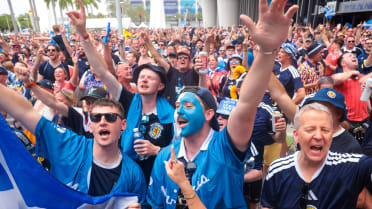 Scottish fans take on loanDepot park