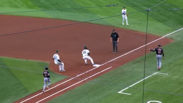 Ryan Vilade's diving play