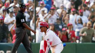 Juan Soto's two-run triple