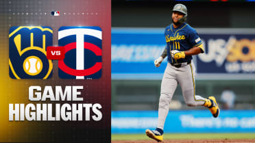 Jackson Chourio's first homer leads to Brewers' win
