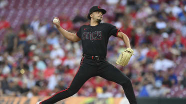 Chase Burns strikes out four vs. Cubs
