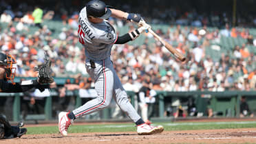 Luke Keaschall empata con sac fly