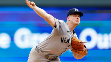 Yankees trounce Twins for 30th win
