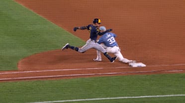 Joey Ortiz's RBI groundout