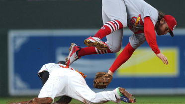 Cedric Mullins steals second after Orioles' challenge