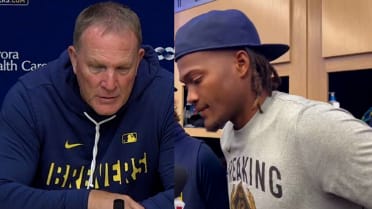 Pat Murphy, Abner Uribe on 8th inning gesture