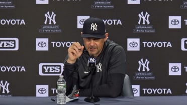 Aaron Boone on Cody Bellinger and Max Fried in win
