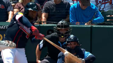 Ozzie Albies' RBI single