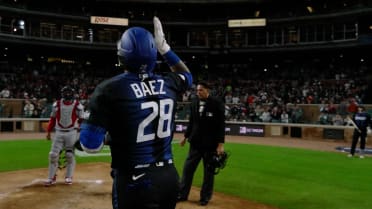 Los Tigres pegan tres jonrones ante los Nacionales