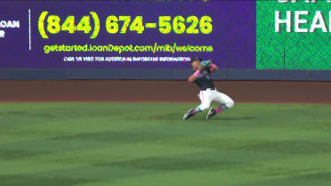 Heriberto Hernández's difficult catch in left
