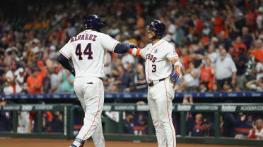Yordan Alvarez's two-run homer (21)