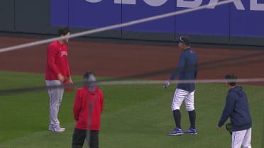 Ohtani bows to Ichiro