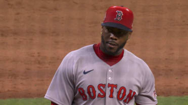 Aroldis Chapman poncha a Fernando Tatis Jr.