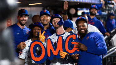 Pete Alonso's three-run homer (33)