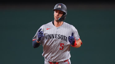 Ryan Kreidler trae dos con jonrón