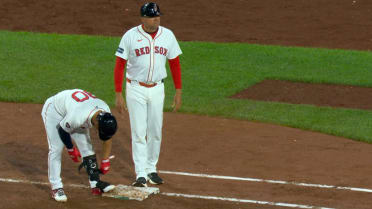 Rob Refsnyder's infield single