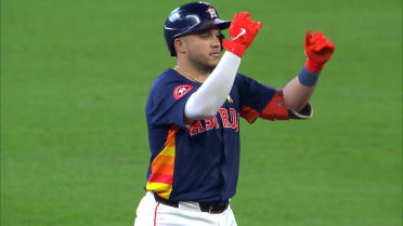 Yainer Diaz's RBI double