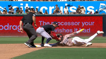Kody Funderburk picks off Jackson Merrill post replay