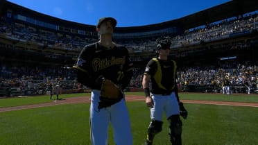 Brandan Bidois forces flyout to seal Pirates' 9-3 win