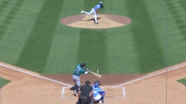 Dylan Moore's 3rd-inning triple