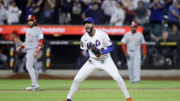 Devin Williams seals Mets' 4-2 win