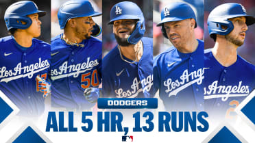 Dodgers descargan 5 jonrones en el juego