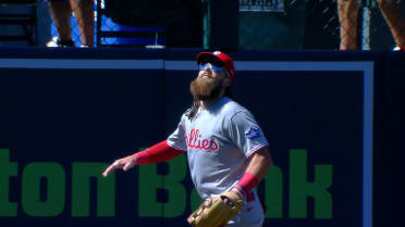 Gran atrapada de Brandon Marsh  