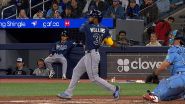 Cedric Mullins' two-run single