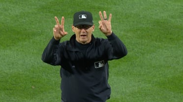 Nasim Nuñez's at-bat continues after review