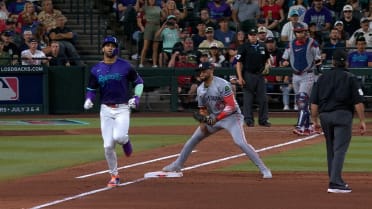 Lourdes Gurriel Jr.'s RBI force out