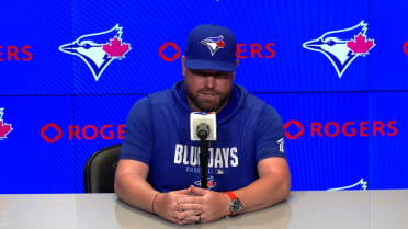 John Schneider discusses pitching, homer, and more