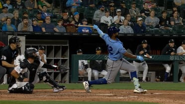 Junior Caminero's solo home run (3) 