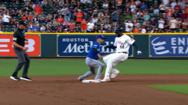 Nathan Lukes nabs Yordan Alvarez after review