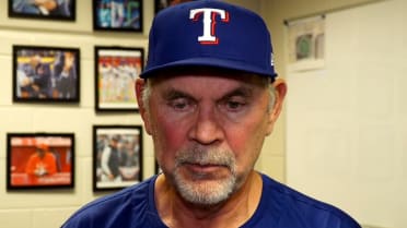 Bruce Bochy on comeback for 9-7 win over Tigers