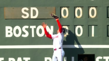 Atrapada con salto de Jarren Durán
