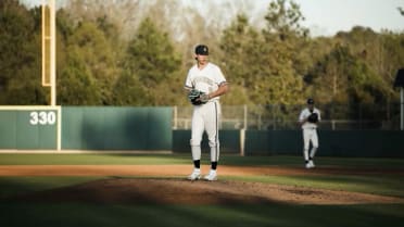 Marlins draft RHP Meyer No. 10